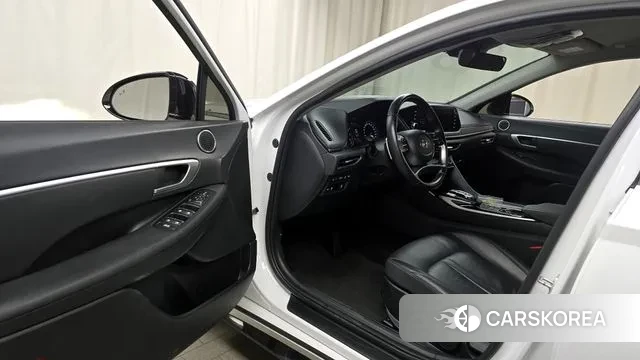 Hyundai Sonata (DN8) 2022 Белый из Кореи, фото 2