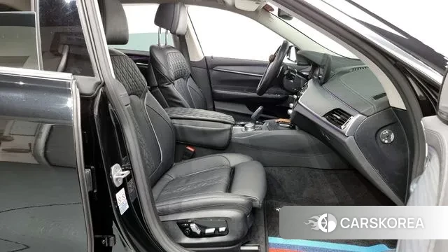 BMW 6 Series GT (G32) id 2890602 из Кореи 2