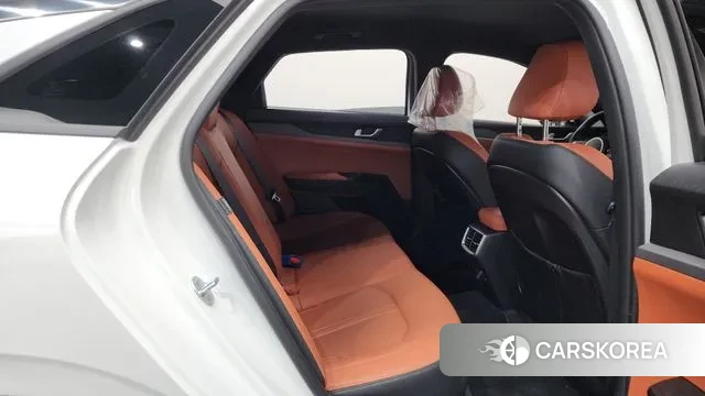 Kia The New K5 3rd generation 2024 Белый из Кореи, фото 2