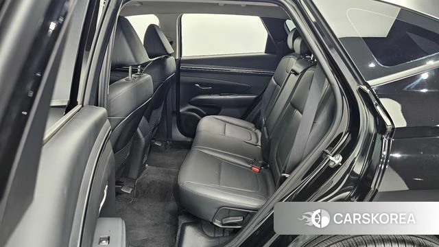 Hyundai Tucson (NX4) 2021 Черный из Кореи, фото 2