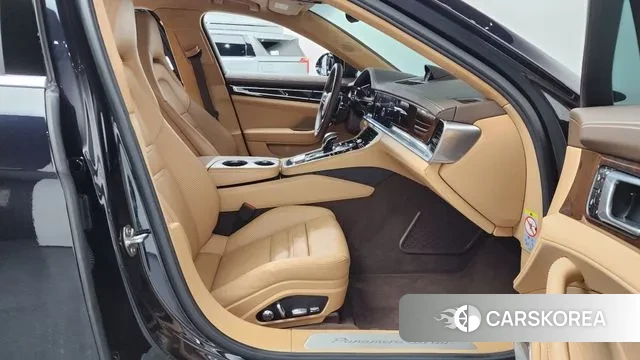 Porsche Panamera (971) 2018 Черный из Кореи, фото 2