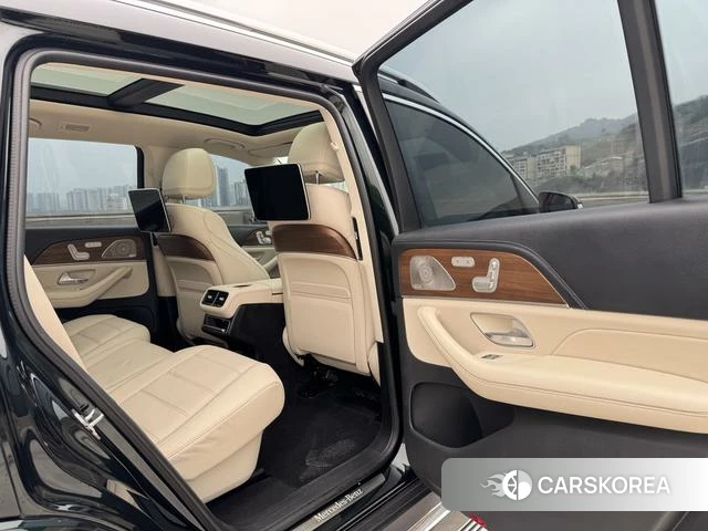 Mercedes-Benz GLS 2021 Черный из Китая, фото 2