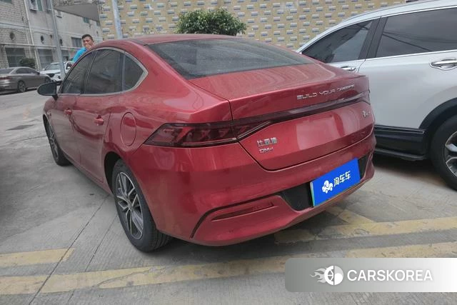 BYD Qin PLUS DM 2022 Красный из Китая, фото 2
