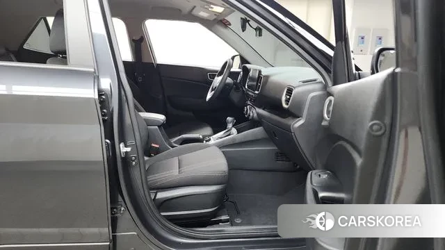 Hyundai Venue 2019 Серый из Кореи, фото 2