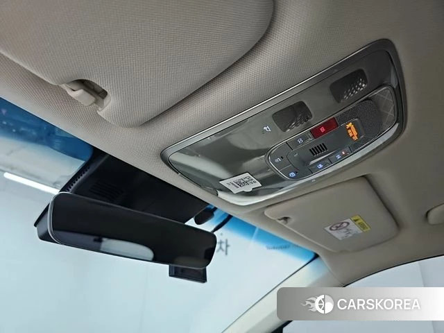 Genesis GV70 2022 Зеленый из Кореи, фото 2