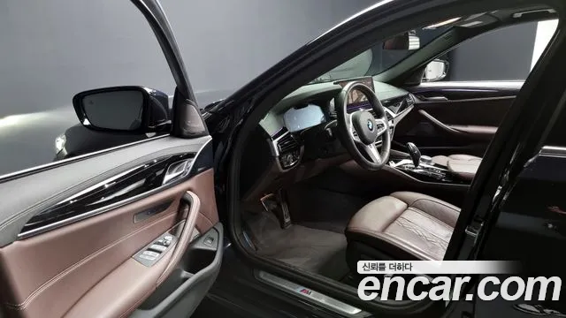 BMW 5 Series (G30) id 2653921 из Кореи 2