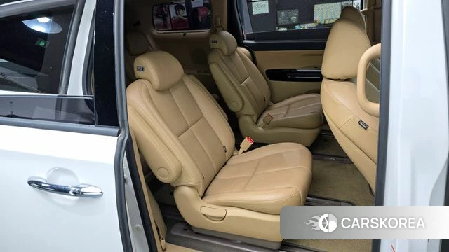 Kia The New Carnival 2019 Белый из Кореи, фото 2