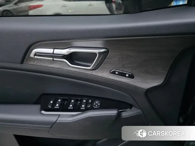 Kia Sportage 5th Generation Hybrid 2024 Серый из Кореи, фото 2