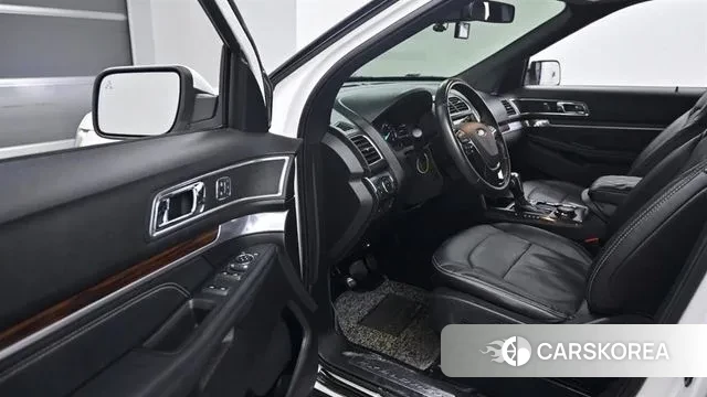 Ford Explorer 2018 Белый из Кореи, фото 2
