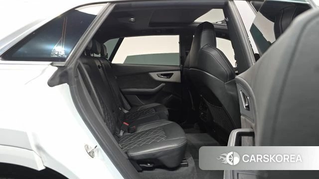 Audi Q8 (4M) 2021 Белый из Кореи, фото 2