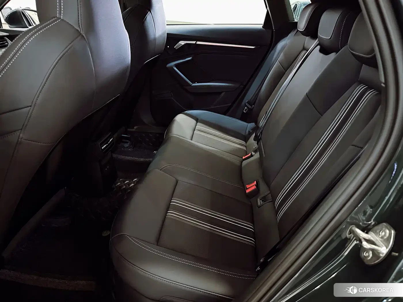 Audi A3 2023 Зеленый из Китая, фото 2