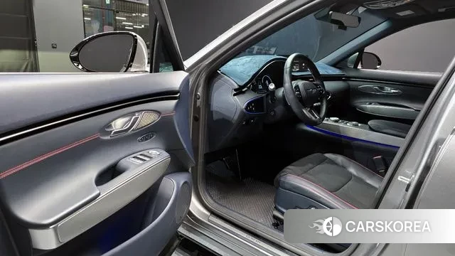 Genesis GV70 2021 Серебряный из Кореи, фото 2