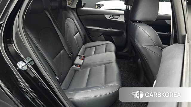 Kia The New K3 2nd generation 2023 Черный из Кореи, фото 2