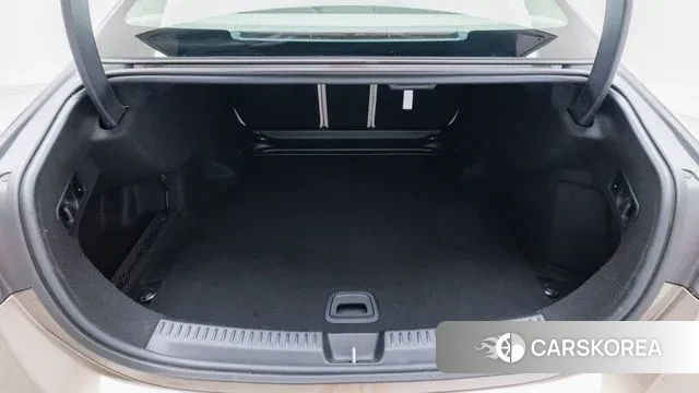 Mercedes-Benz E-Class W214 2024 Коричневый из Кореи, фото 2