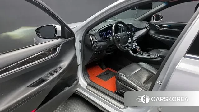 Hyundai Grandeur IG 2019 Серебристо-серый из Кореи, фото 2