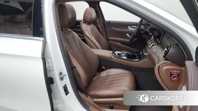 Mercedes-Benz E-Class W213 id 3494205 из Кореи 2