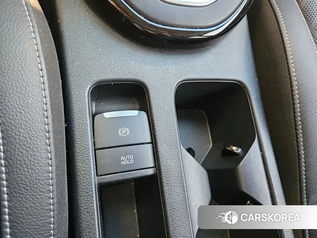 Kia The New K3 2nd generation 2022 Белый из Кореи, фото 2