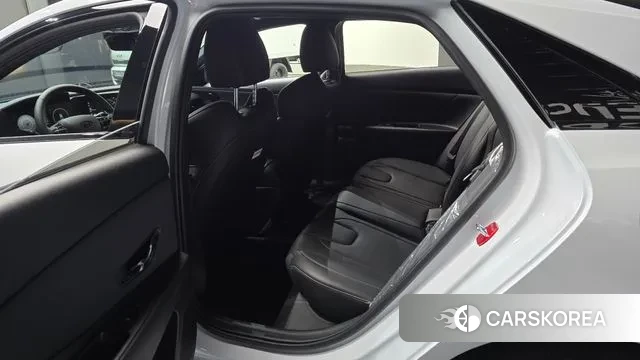 Hyundai The New Avante (CN7) 2025 Белый из Кореи, фото 2