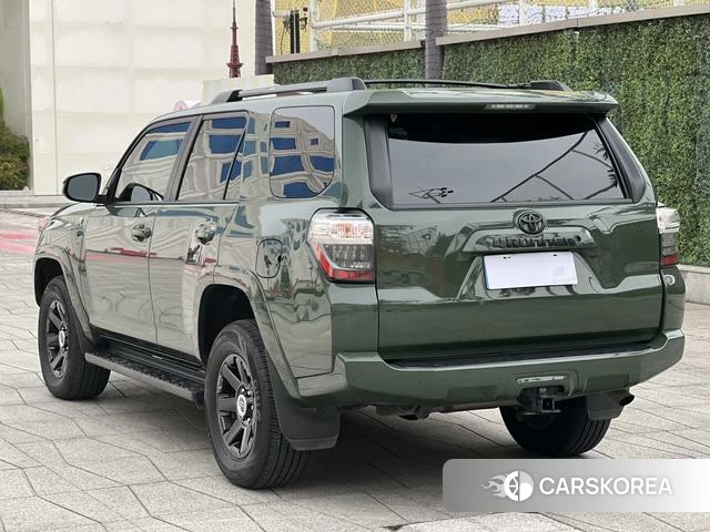 Toyota 4Runner 2022 Зеленый из Китая, фото 2