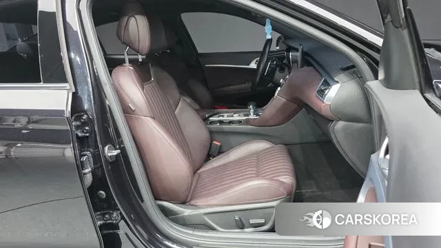 Genesis The New G70 2022 Черный из Кореи, фото 2