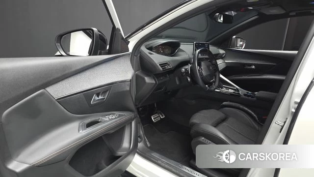 Peugeot 3008 second generation 2019 Белый из Кореи, фото 2