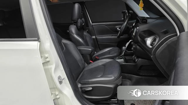 Jeep Renegade 2018 Белый из Кореи, фото 2