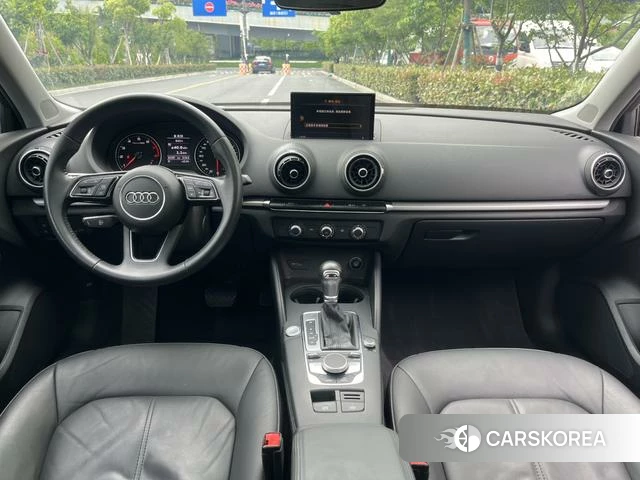 Audi A3 2020 Белый из Китая, фото 2