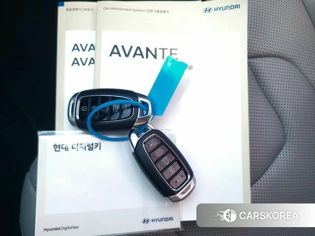 Hyundai Avante (CN7) 2022 Белый из Кореи, фото 2