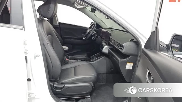 Hyundai Kona Hybrid (SX2) 2023 Белый из Кореи, фото 2