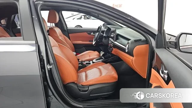 Kia The New K3 2nd generation 2021 Серый из Кореи, фото 2