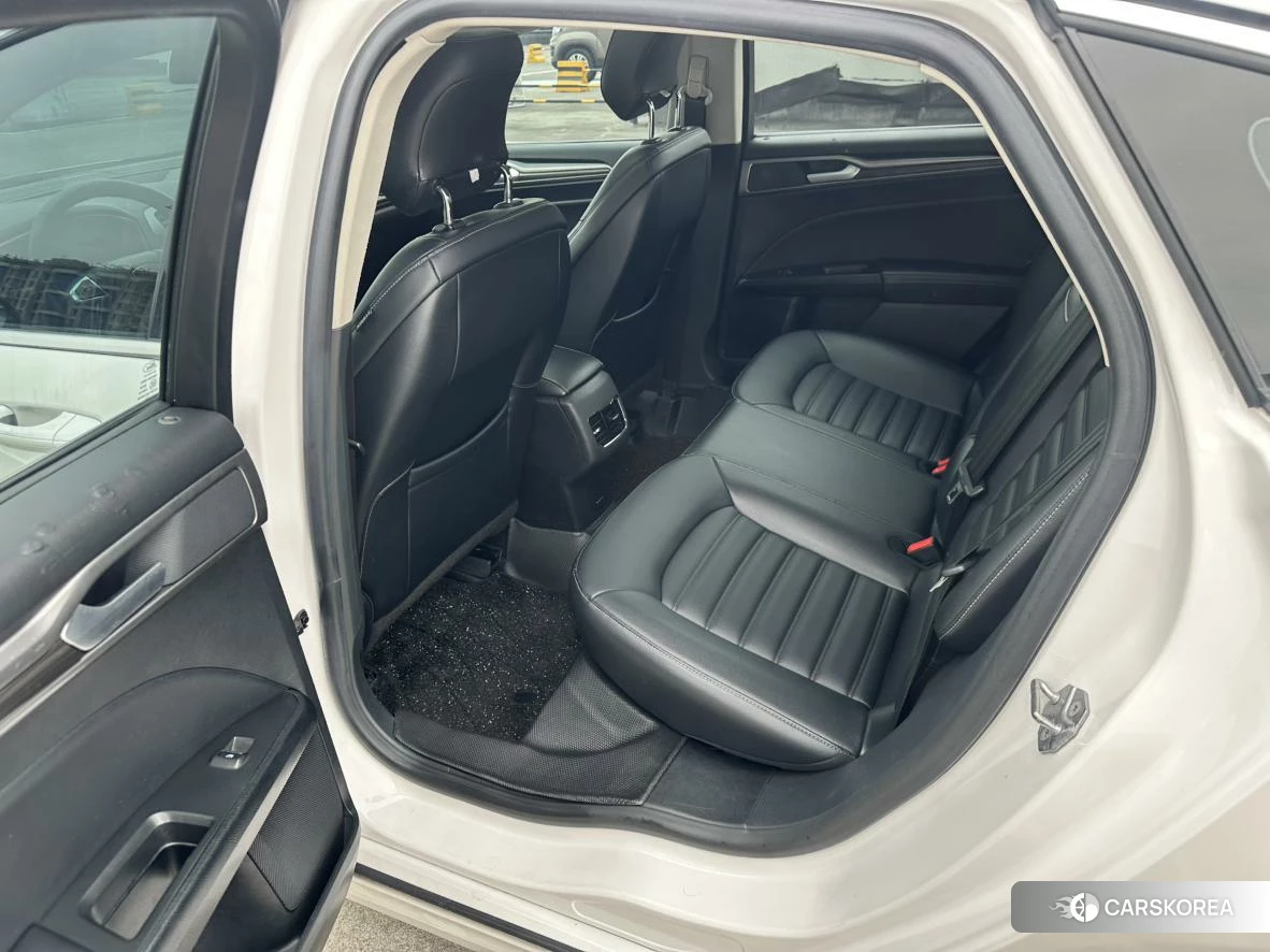 Ford Mondeo 2020 Белый из Китая, фото 2