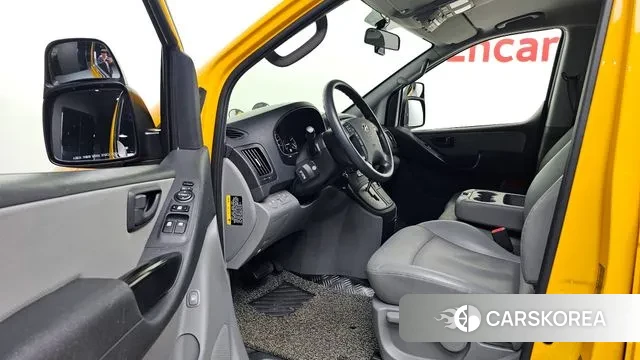 Hyundai The New Grand Starex 2019 Желтый из Кореи, фото 2