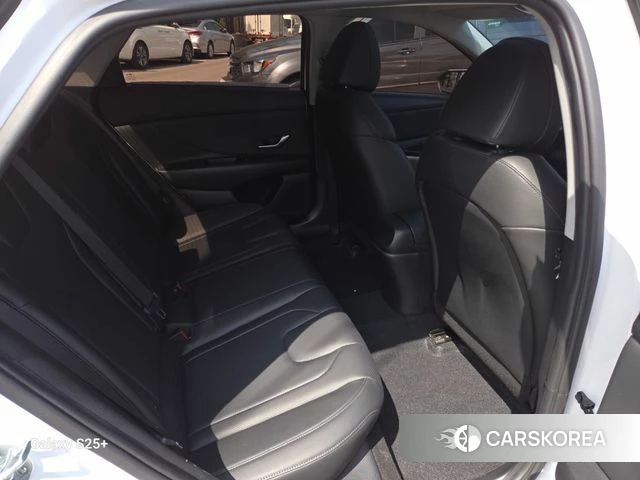 Hyundai Avante (CN7) 2020 Жемчужный цвет из Кореи, фото 2