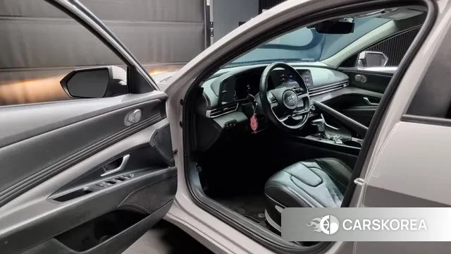 Hyundai Avante (CN7) 2021 Серебряный из Кореи, фото 2