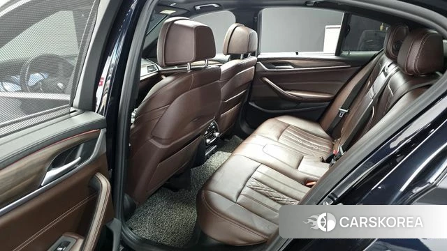 BMW 5 Series (G30) 2018 Синий из Кореи, фото 2