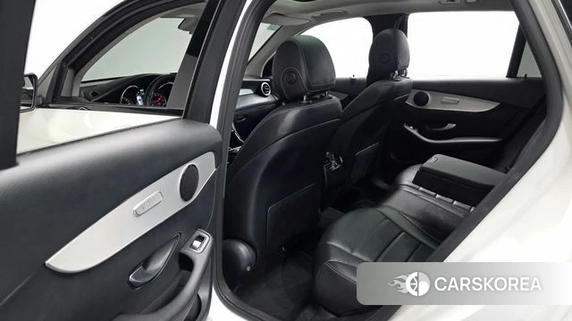 Mercedes-Benz GLC-Class X253 2019 Белый из Кореи, фото 2