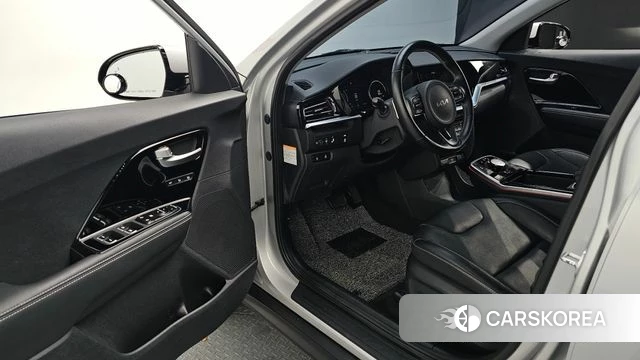 Kia Niro EV 2021 Серебристо-серый из Кореи, фото 2