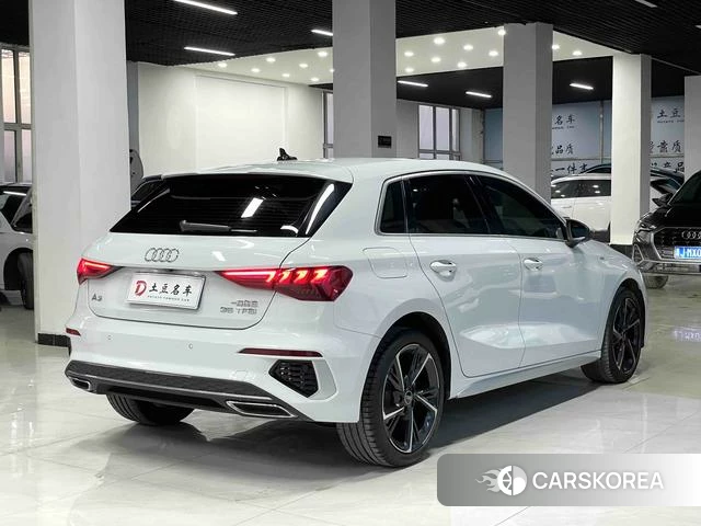 Audi A3 2023 Белый из Китая, фото 2