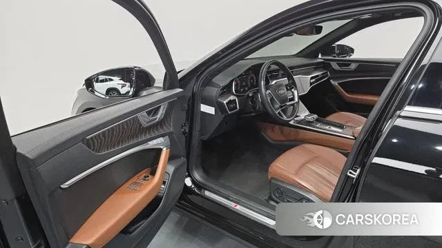 Audi A6 (C8) 2022 Черный из Кореи, фото 2