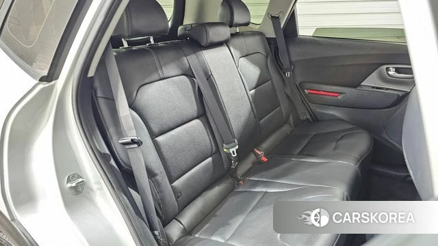 Kia Niro Plus 2022 Серебряный из Кореи, фото 2