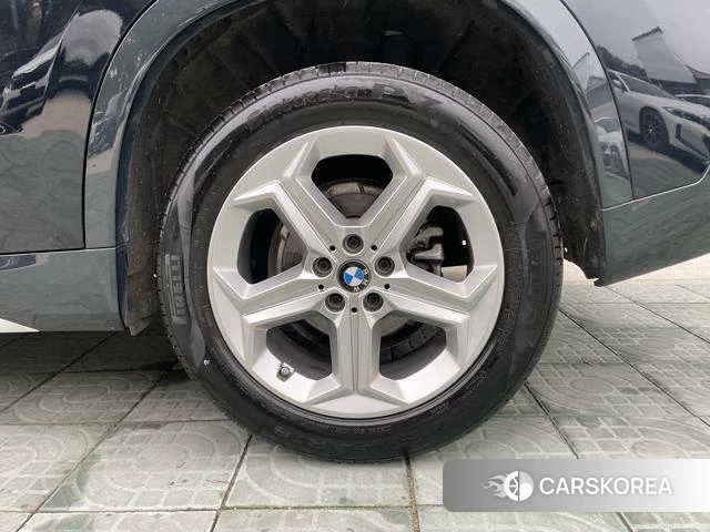 BMW X1 2024 Черный из Китая, фото 2