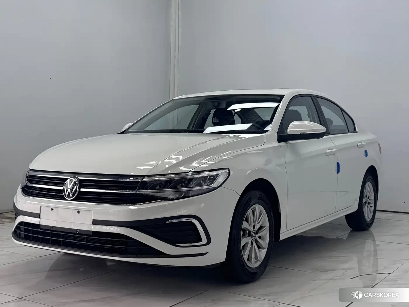 Volkswagen Bora 2023 Белый из Китая, фото 2