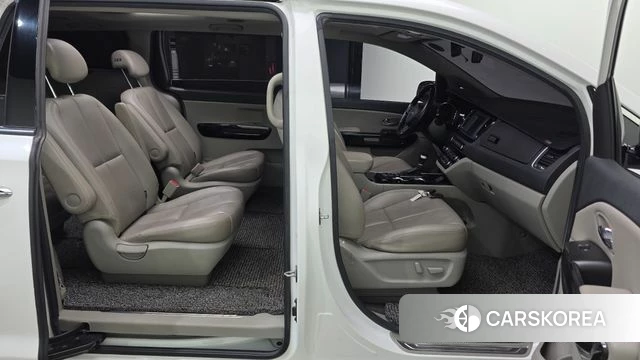 Kia The New Carnival 2019 Белый из Кореи, фото 2