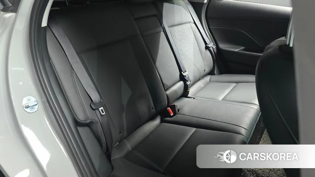 Hyundai Kona (SX2) 2023 Серебристо-серый из Кореи, фото 2