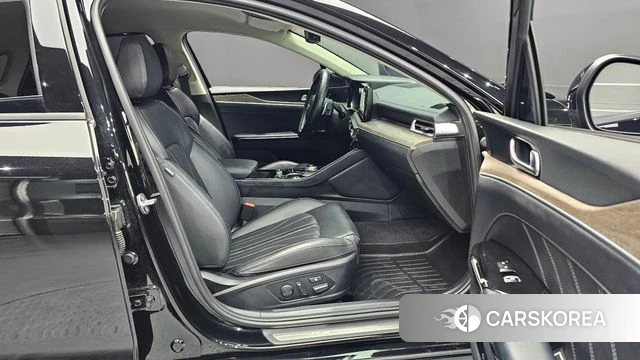 Kia K5 3rd generation 2021 Черный из Кореи, фото 2