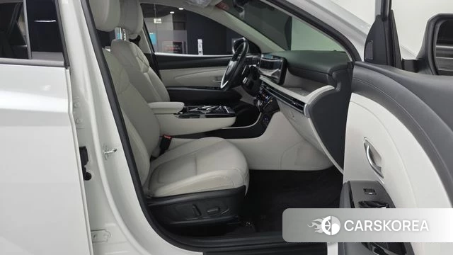 Hyundai The New Tucson (NX4) 2024 Белый из Кореи, фото 2