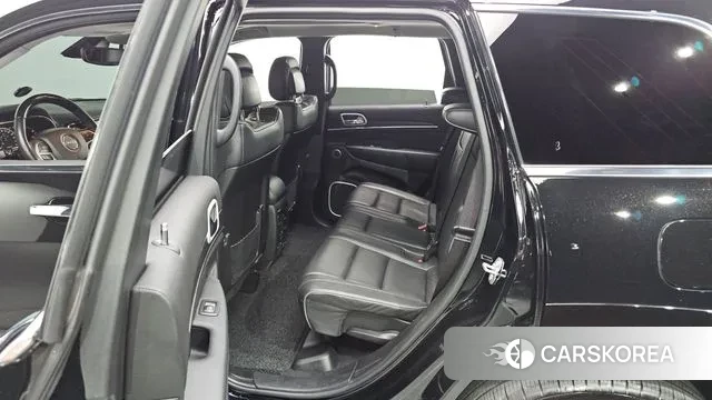 Jeep Grand Cherokee 2021 Черный из Кореи, фото 2