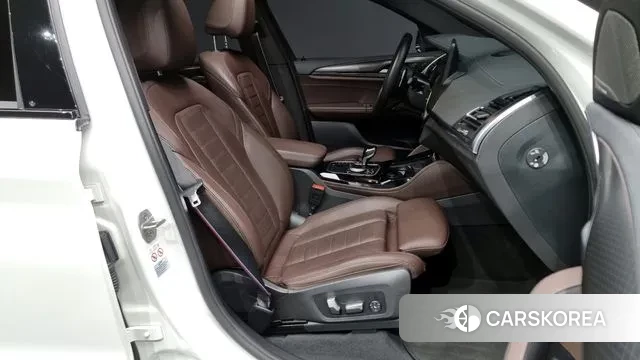 BMW X4 (G02) 2023 Белый из Кореи, фото 2