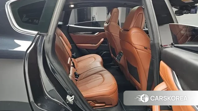 Maserati Levante 2019 Серый из Кореи, фото 2