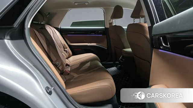 Hyundai Grandeur (GN7) 2023 Серебряный из Кореи, фото 2